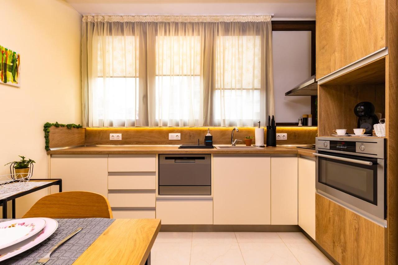 The Plovdiv Pad Your 1-Bd Hideaway In The Center By Flat Mаnager Екстериор снимка